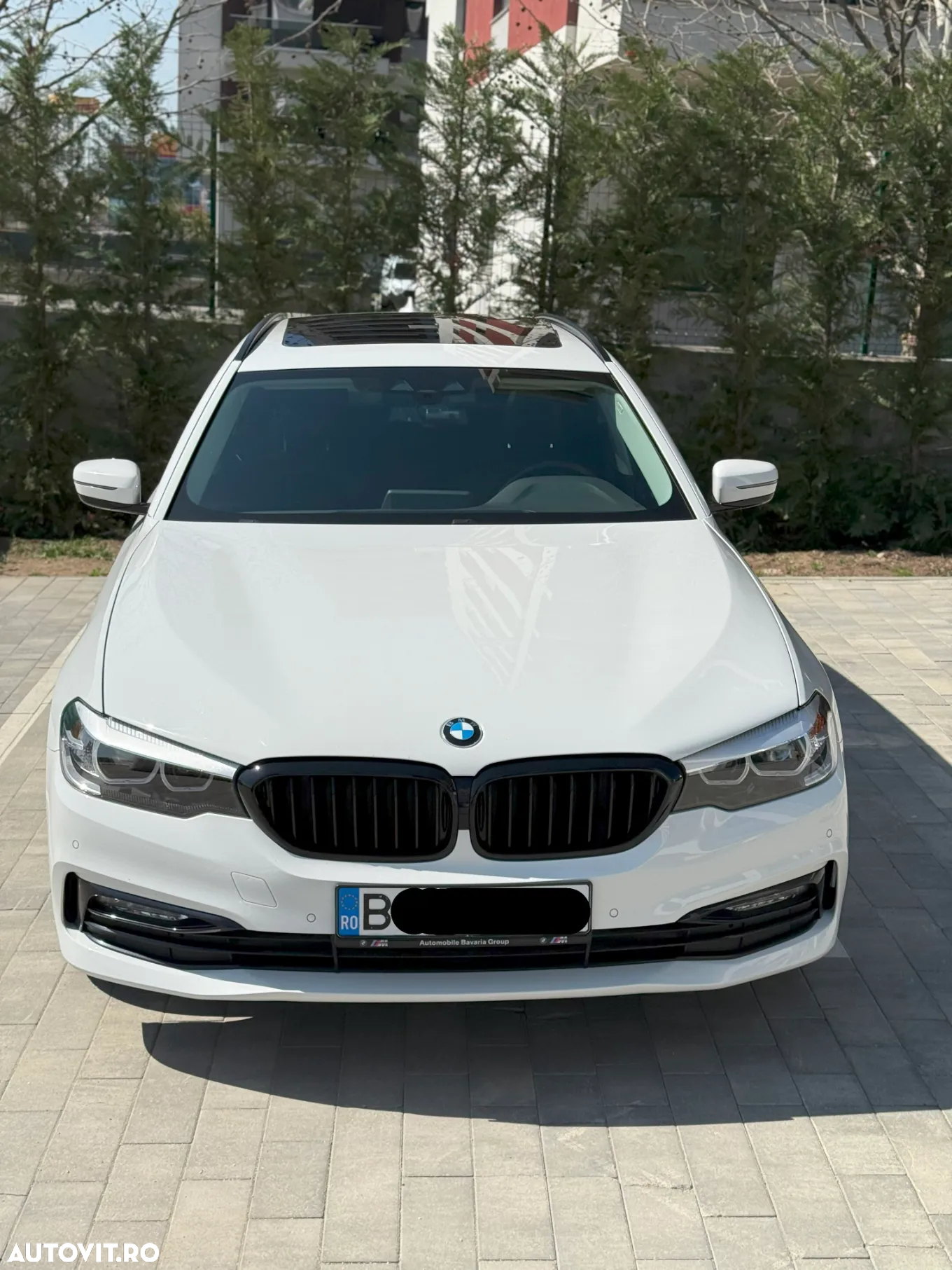 BMW Seria 5 520i AT - 19