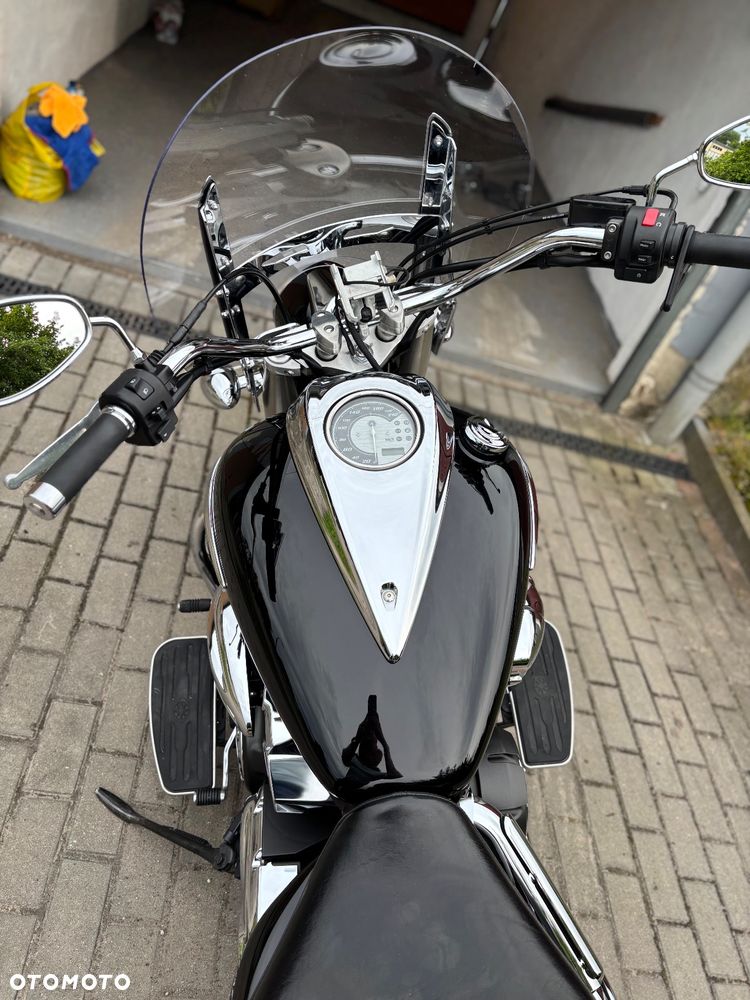 Suzuki Boulevard - 10