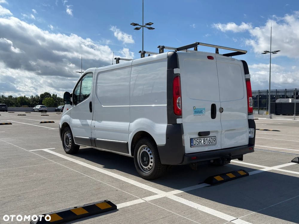 Opel Vivaro - 6