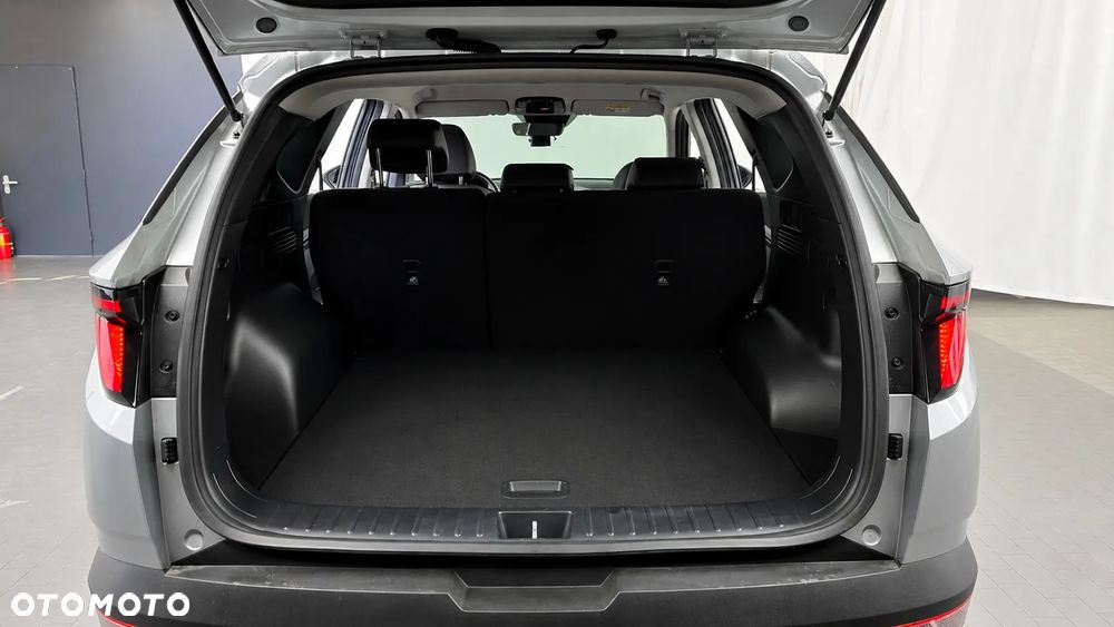 Hyundai Tucson 1.6 T-GDi HEV Executive 2WD - 18