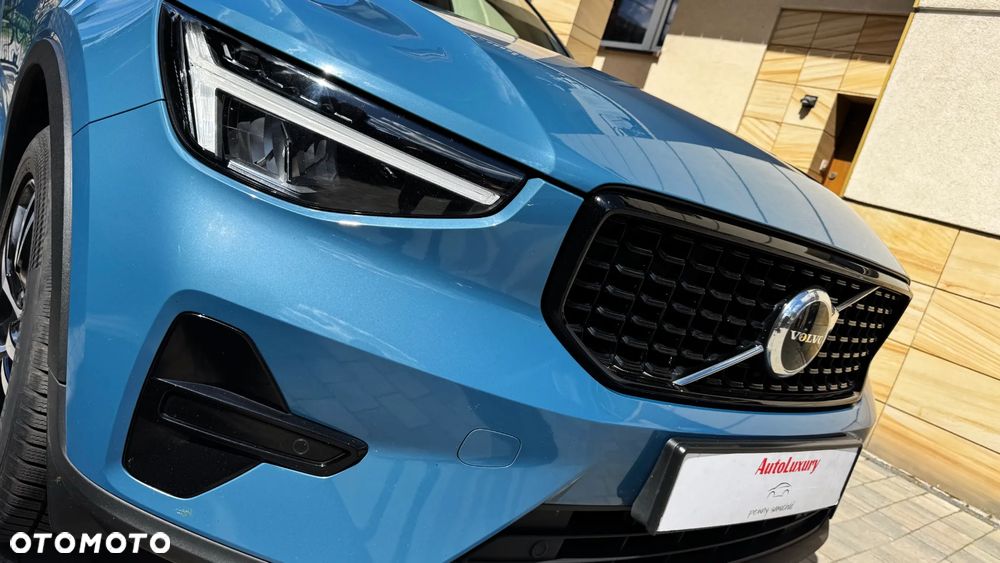Volvo XC 40 B3 B DKG Plus Black Edition - 13