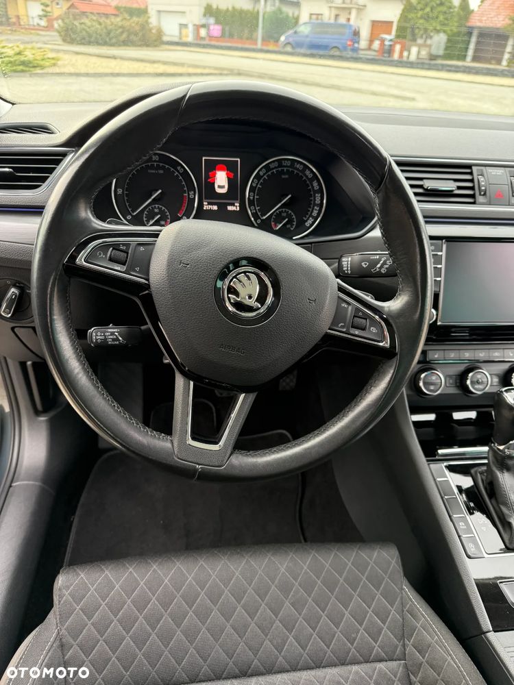 Skoda Superb 2.0 TDI Style DSG - 12