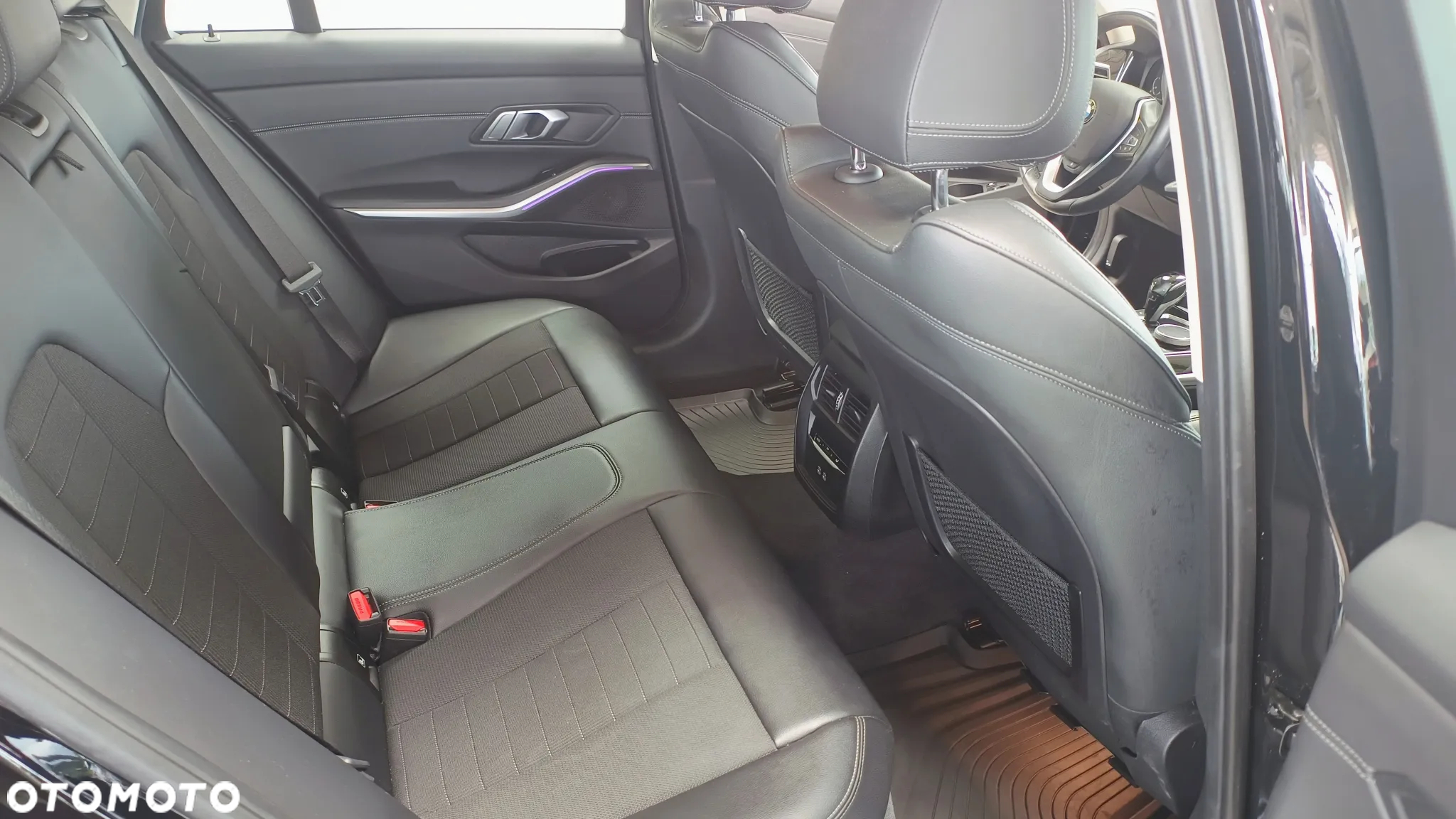 BMW Seria 3 330e Sport Line - 17