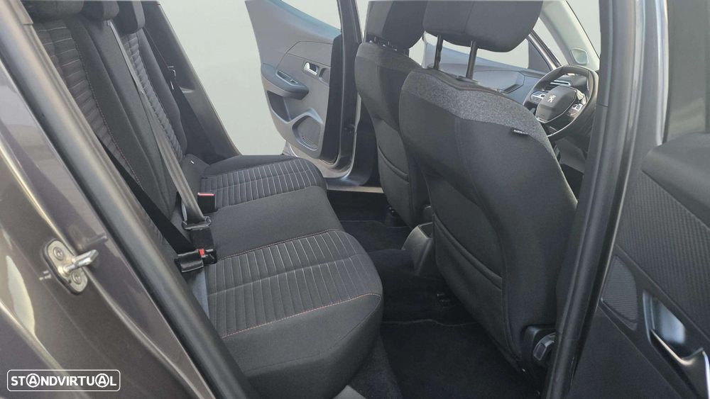Peugeot 2008 1.2 PureTech Active Pack - 11