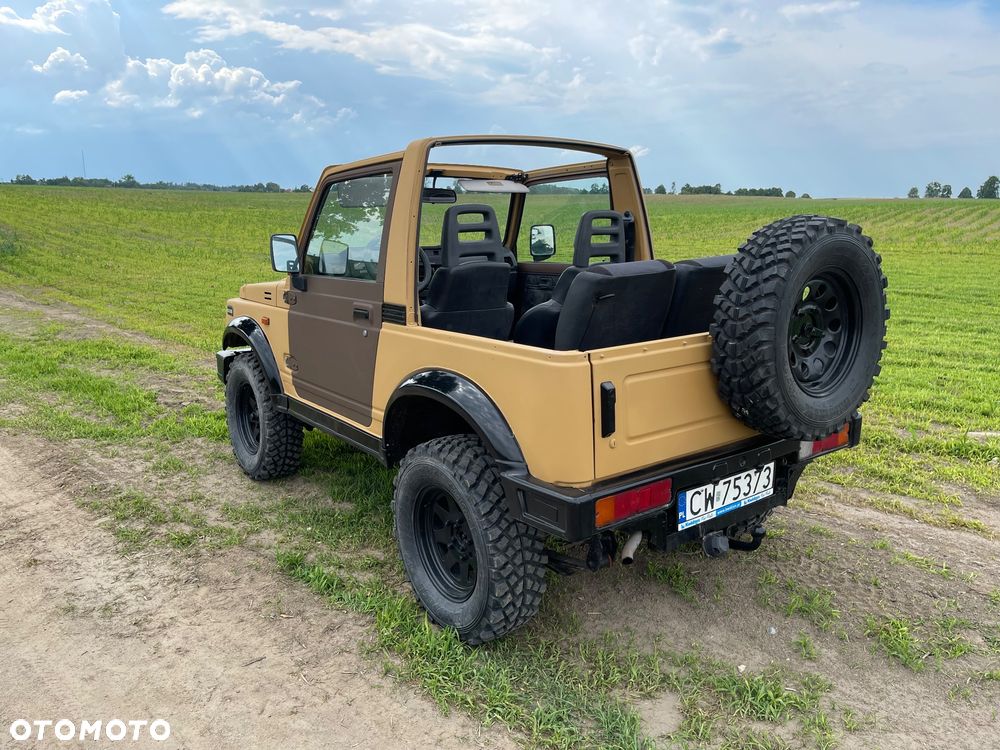 Suzuki Samurai - 21
