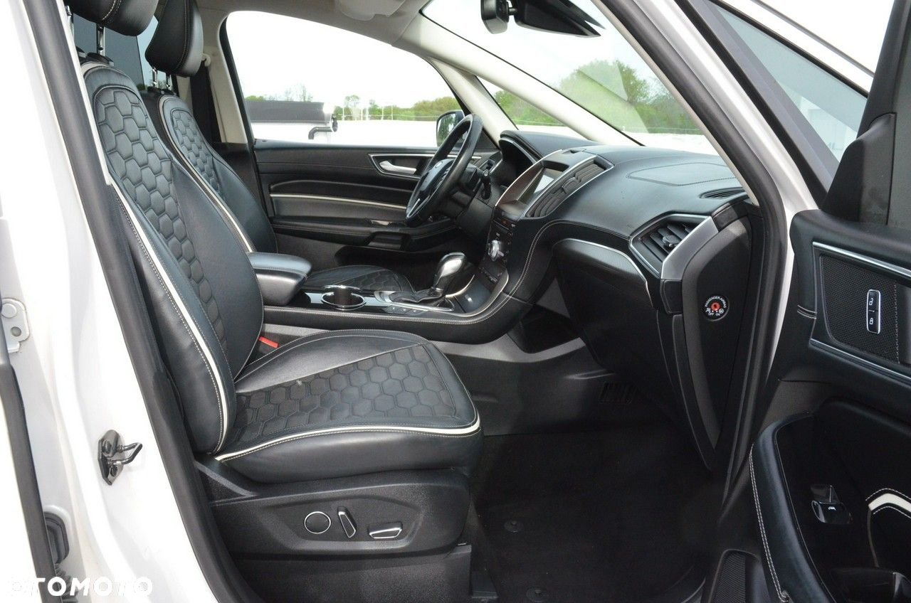 Ford S-Max 2.0 TDCi Vignale PowerShift - 28