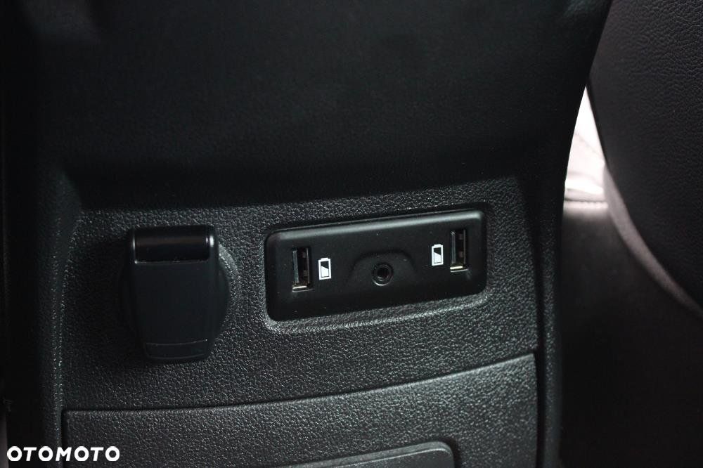 Renault Grand Scenic - 23