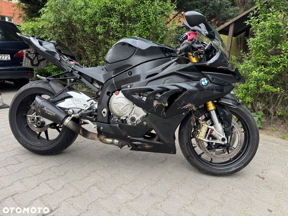 BMW S - 6