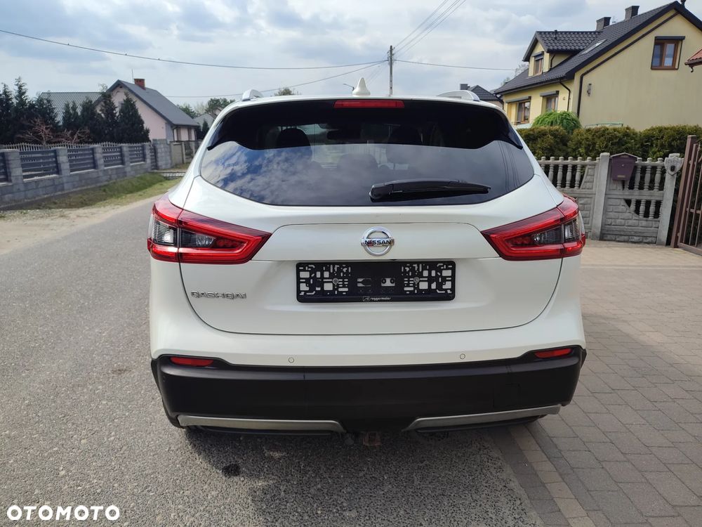 Nissan Qashqai 1.6 DIG-T 360 - 5
