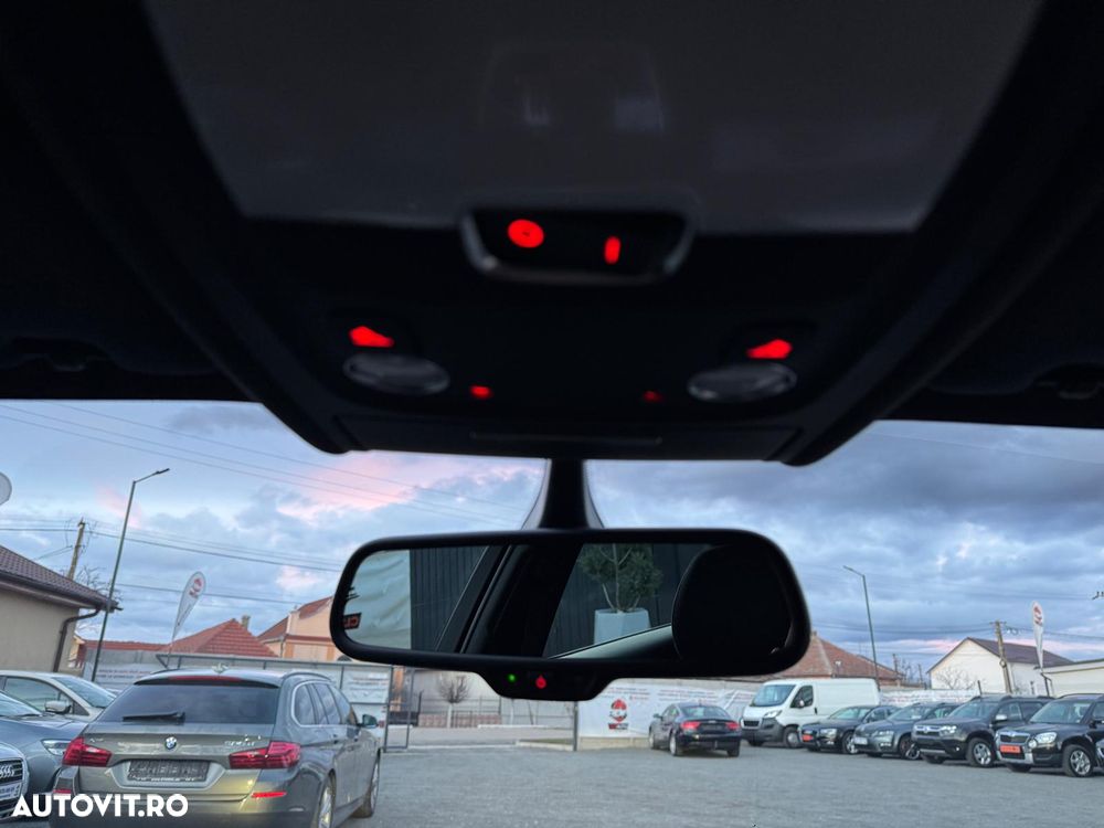 Audi A4 2.0 TDI DPF multitronic Ambiente - 28