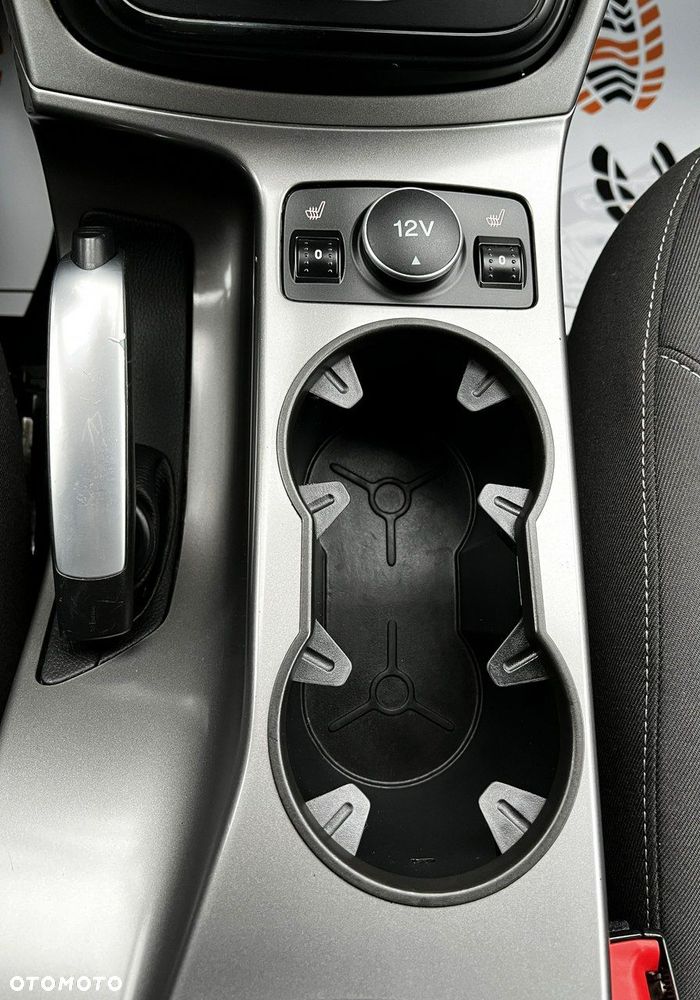 Ford Kuga 2.0 TDCi 4WD Titanium - 25