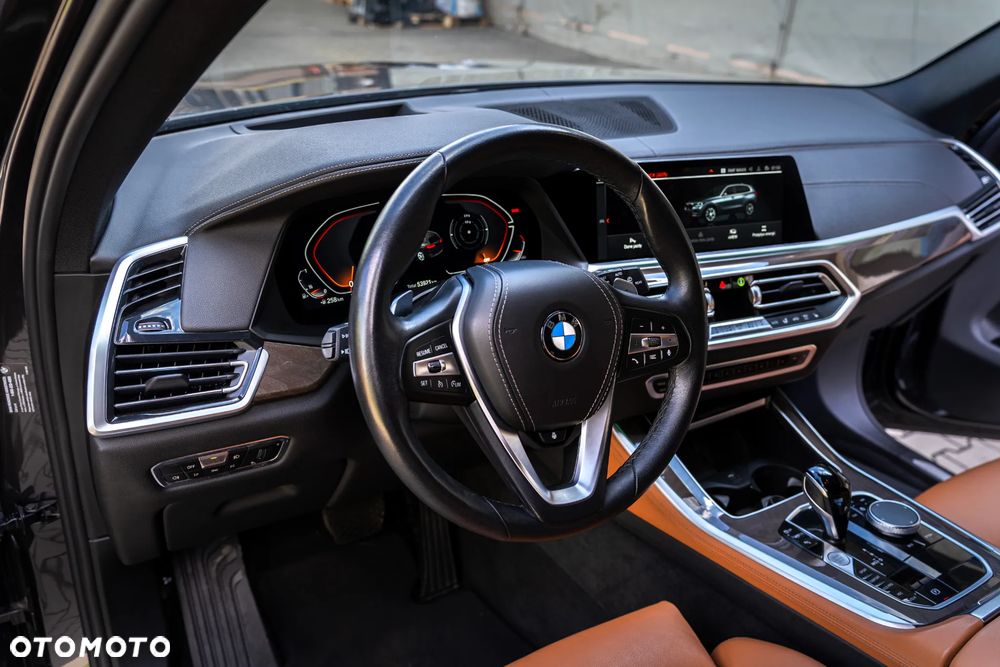 BMW X5 xDrive40i sport - 24