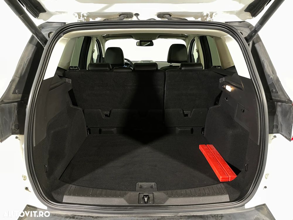 Ford Kuga 2.0 TDCi 4WD Powershift Titanium - 14