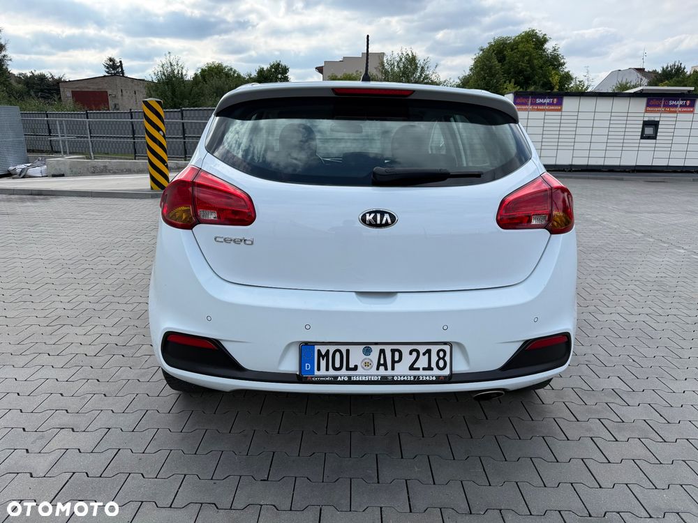 Kia Ceed - 6