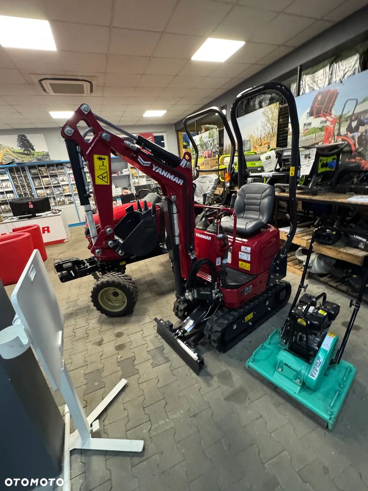 Yanmar SV08 - 1