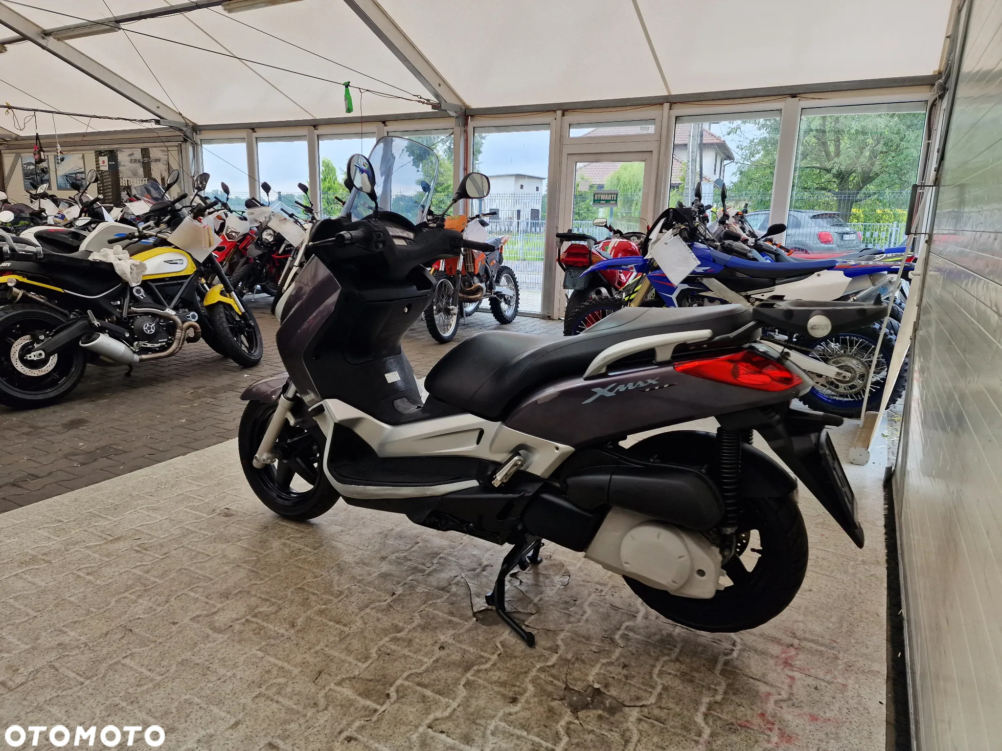 Yamaha X-max - 21