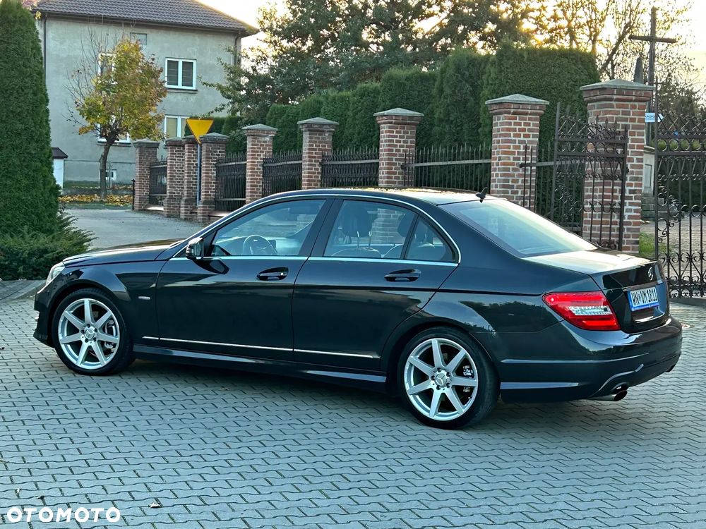 Mercedes-Benz Klasa C - 22
