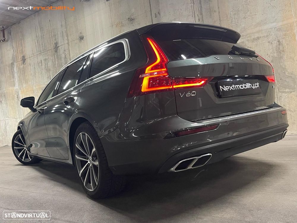 Volvo V60 2.0 B4 Momentum Plus Geartronic - 4