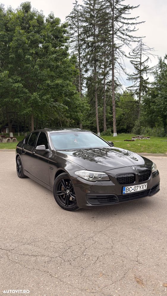 BMW Seria 5 525d xDrive AT - 3