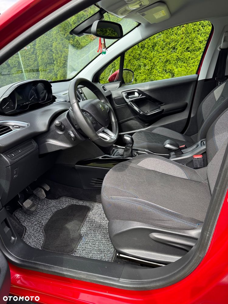 Peugeot 2008 1.5 BlueHDi Signature - 8