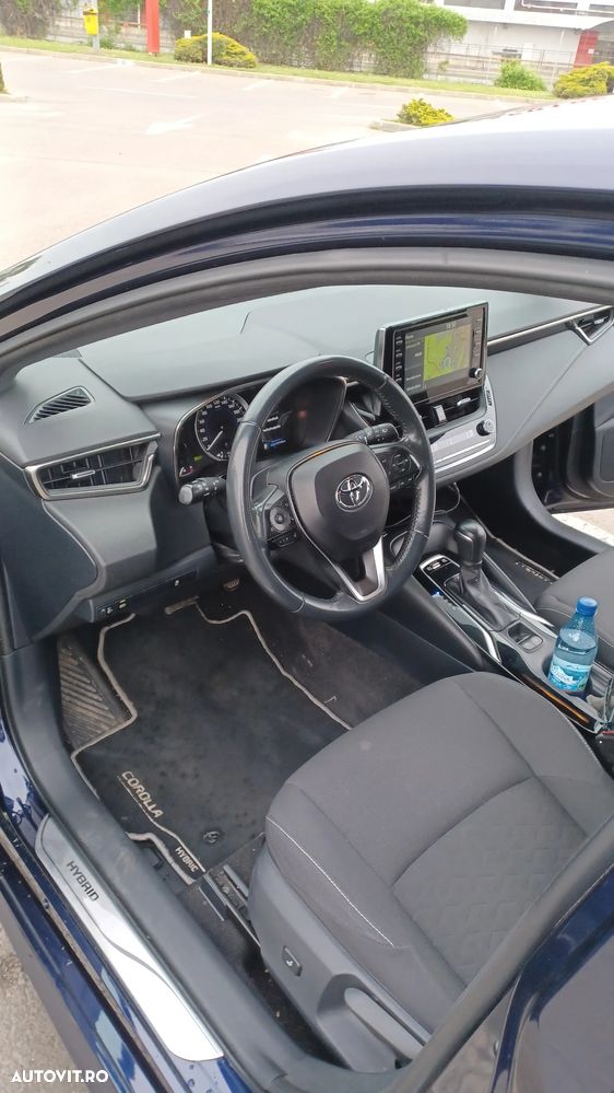 Toyota Corolla 1.8 HSD Dynamic - 10