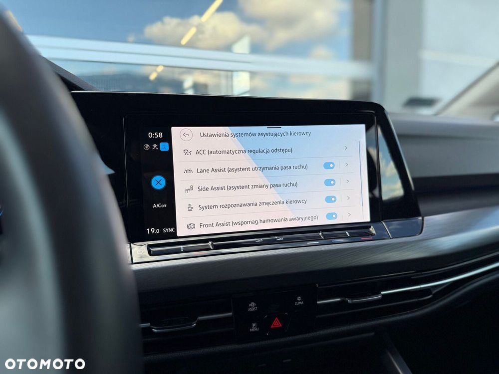 Volkswagen Golf Variant 2.0 TDI Style DSG - 17