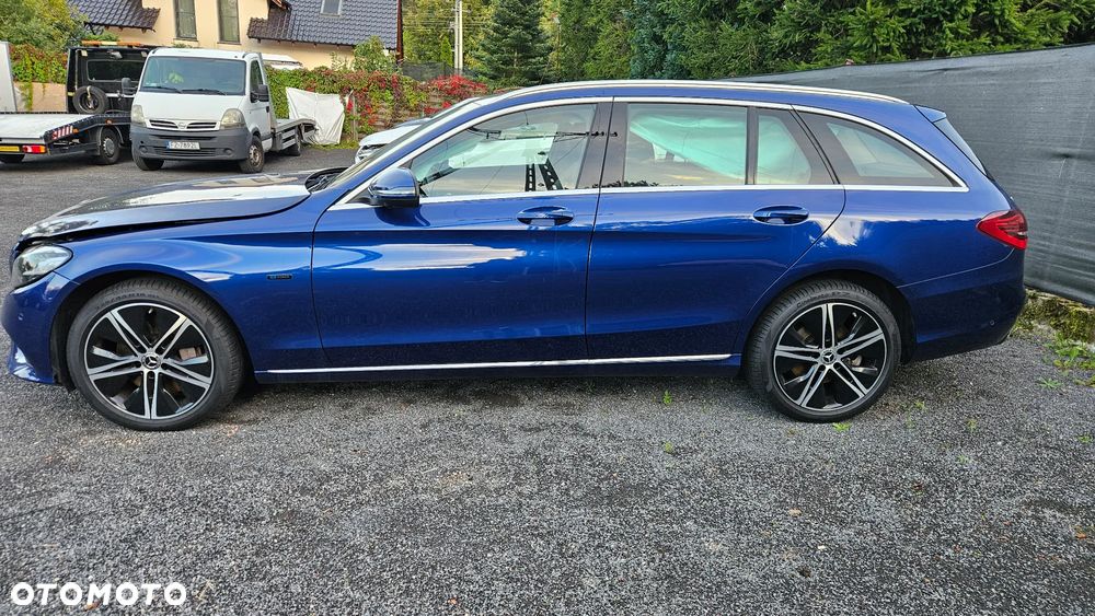 Mercedes-Benz Klasa C 300 de 9G-TRONIC - 2