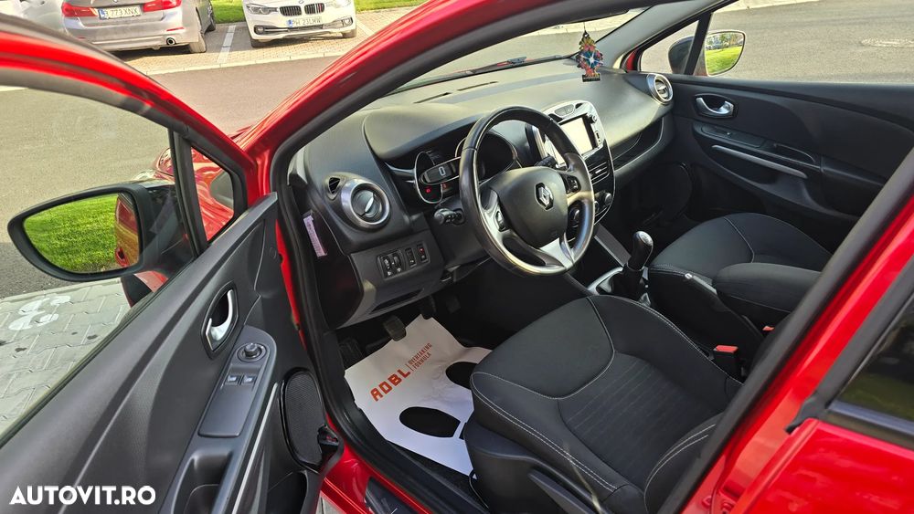 Renault Clio - 6