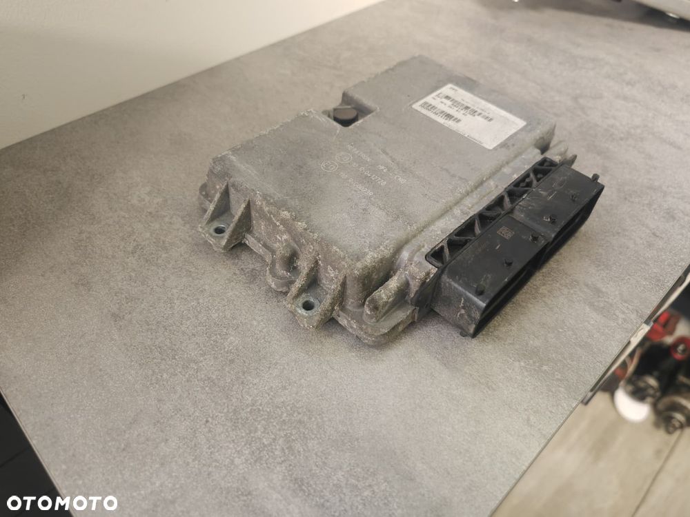 STEROWNIK KOMPUTER SILNIKA ECU IVECO S-WAY LNG 5801971305 - 2