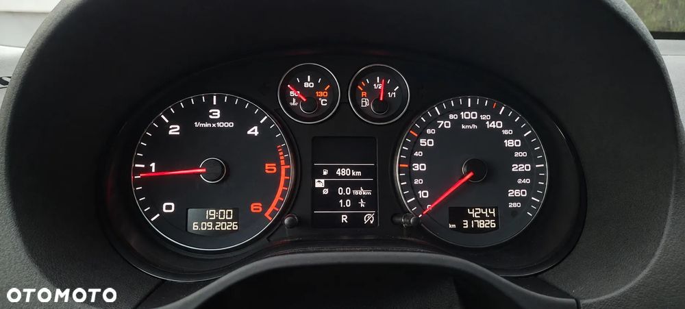 Audi A3 Sportback 1.6 TDI DPF Ambiente S tronic - 12