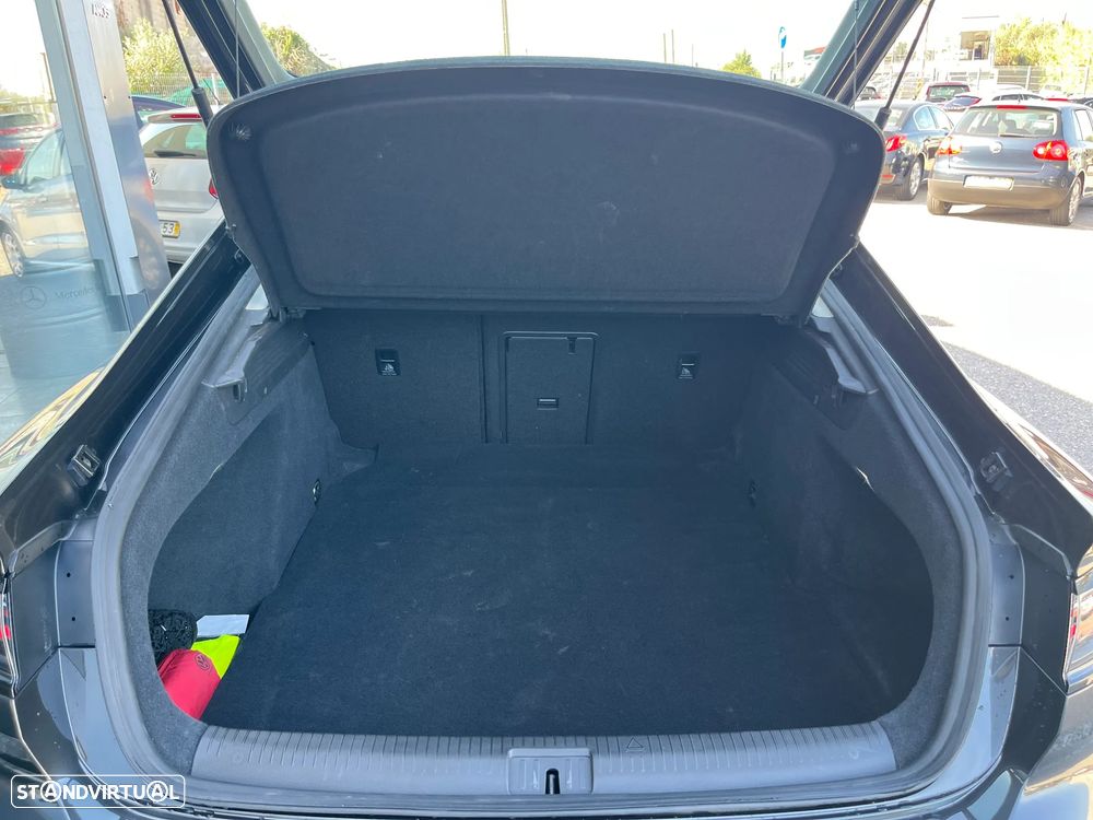 VW Arteon 2.0 TDI Elegance DSG - 23