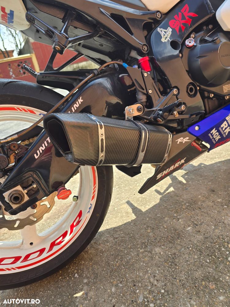 Honda CBR1000RR-R Fireblade - 5