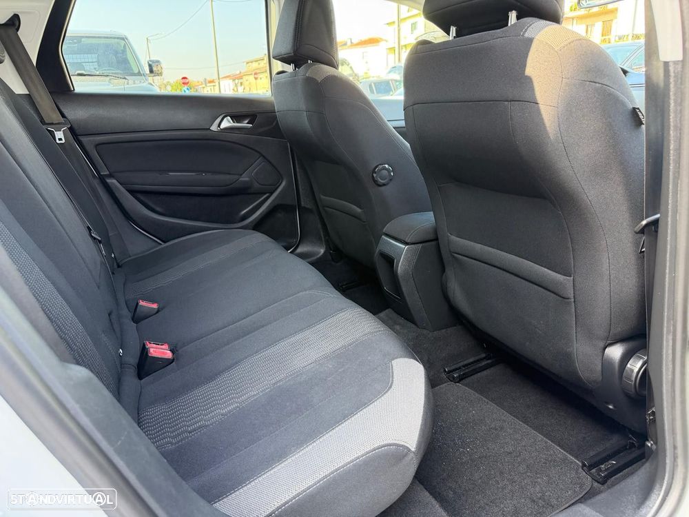 Peugeot 308 SW 1.6 BlueHDi Style - 14