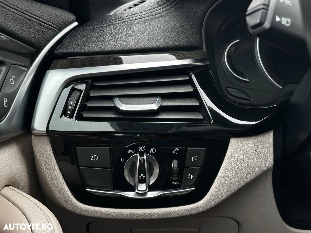 BMW Seria 5 540i xDrive Aut. - 22