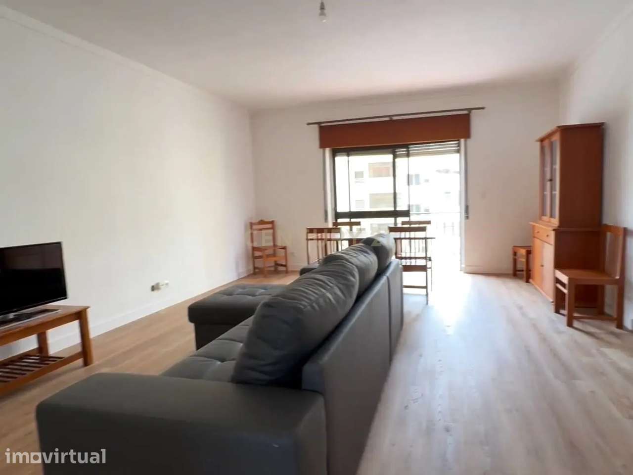 T2 na Bicuda (Cascais) com garagem totalmente remodelado - Grande imagem: 3/30