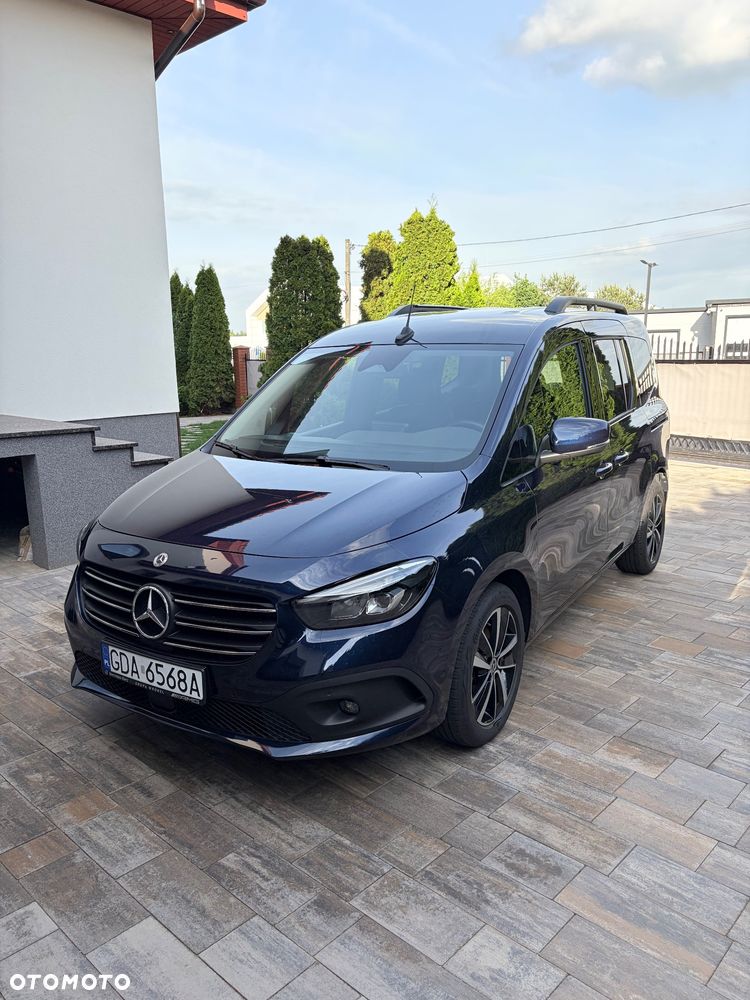 Mercedes-Benz Klasa T 180 d Progressive - 1