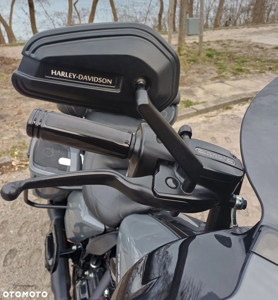 Harley-Davidson Touring Ultra Limited - 15