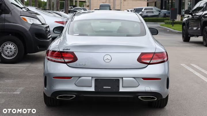 Mercedes-Benz Klasa C - 7