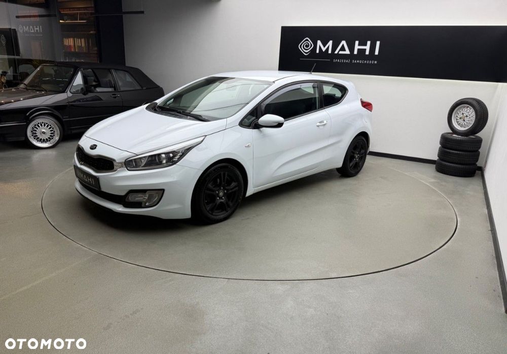 Kia Ceed - 6