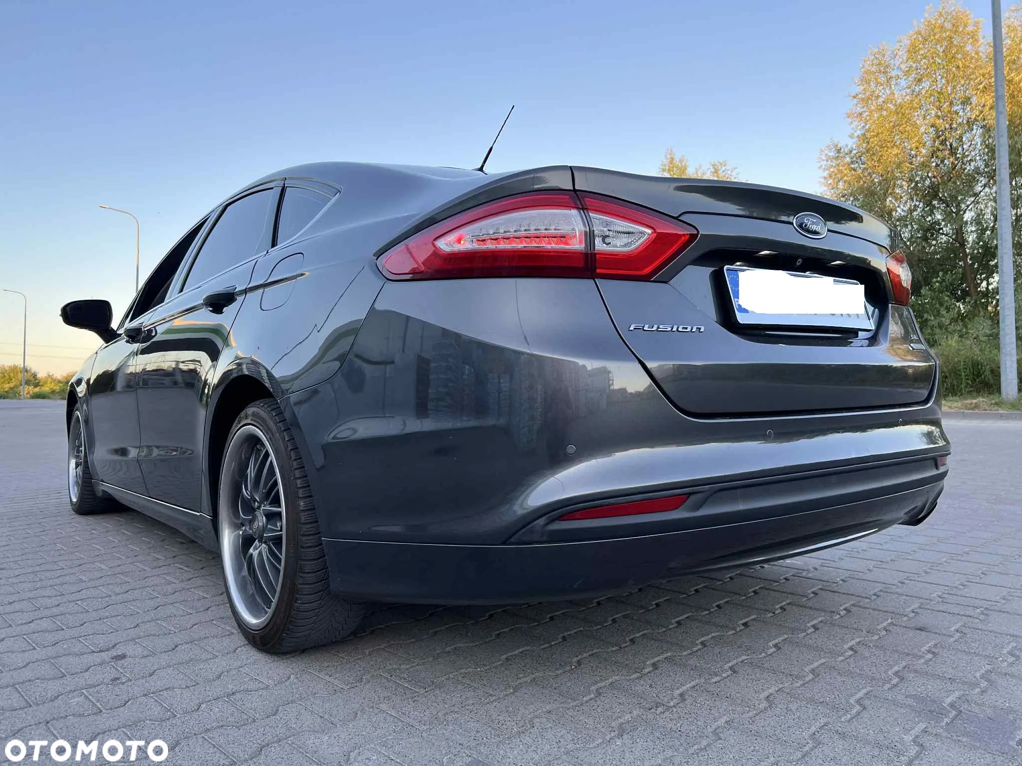 Ford Fusion - 22
