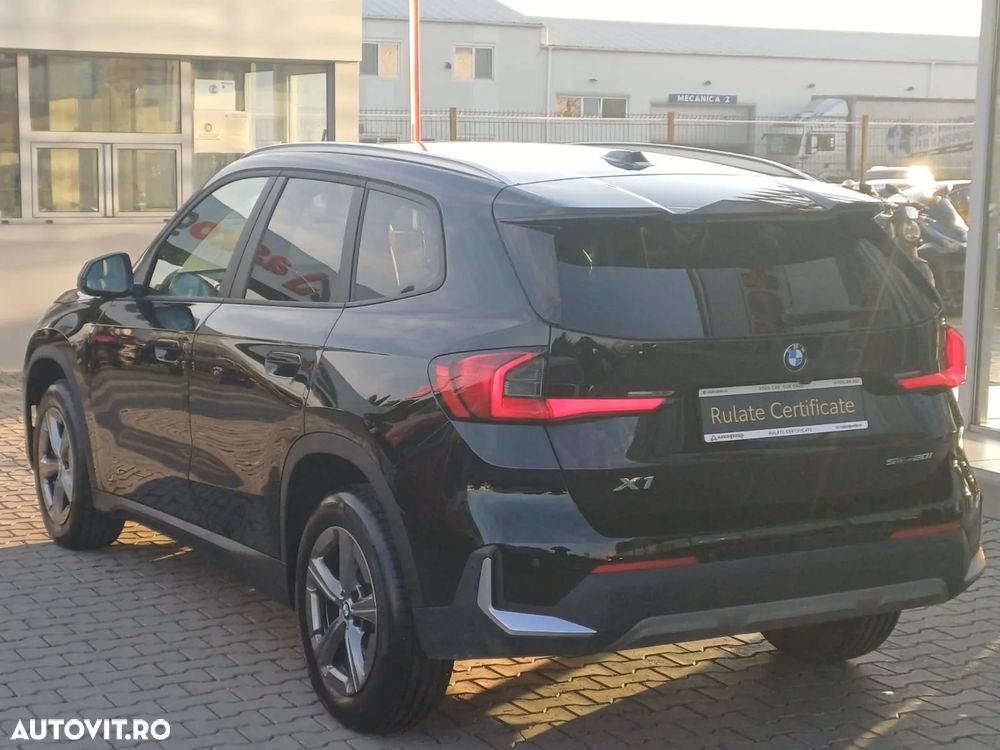 BMW X1 - 4