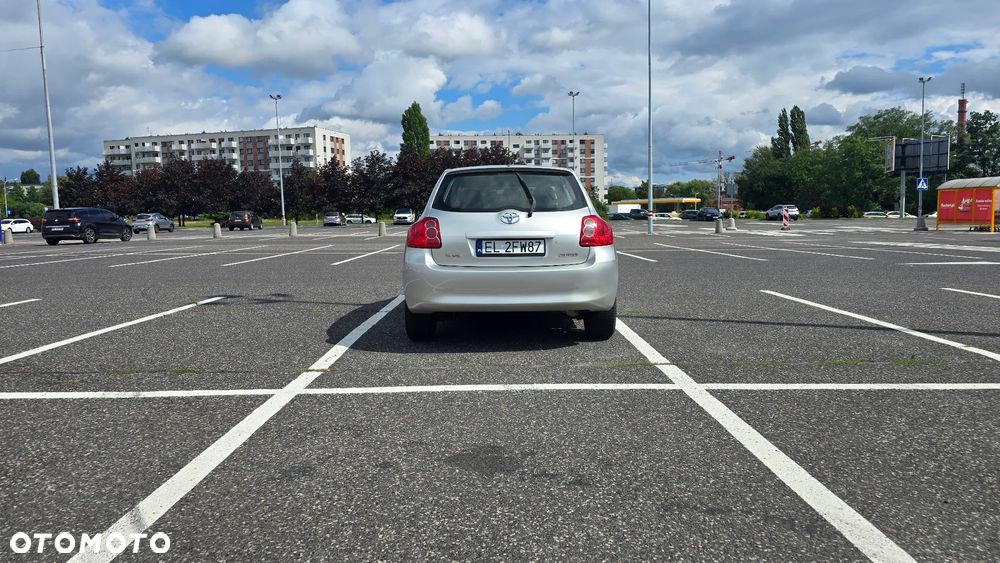 Toyota Auris 1.6 VVT-i Luna MM - 5