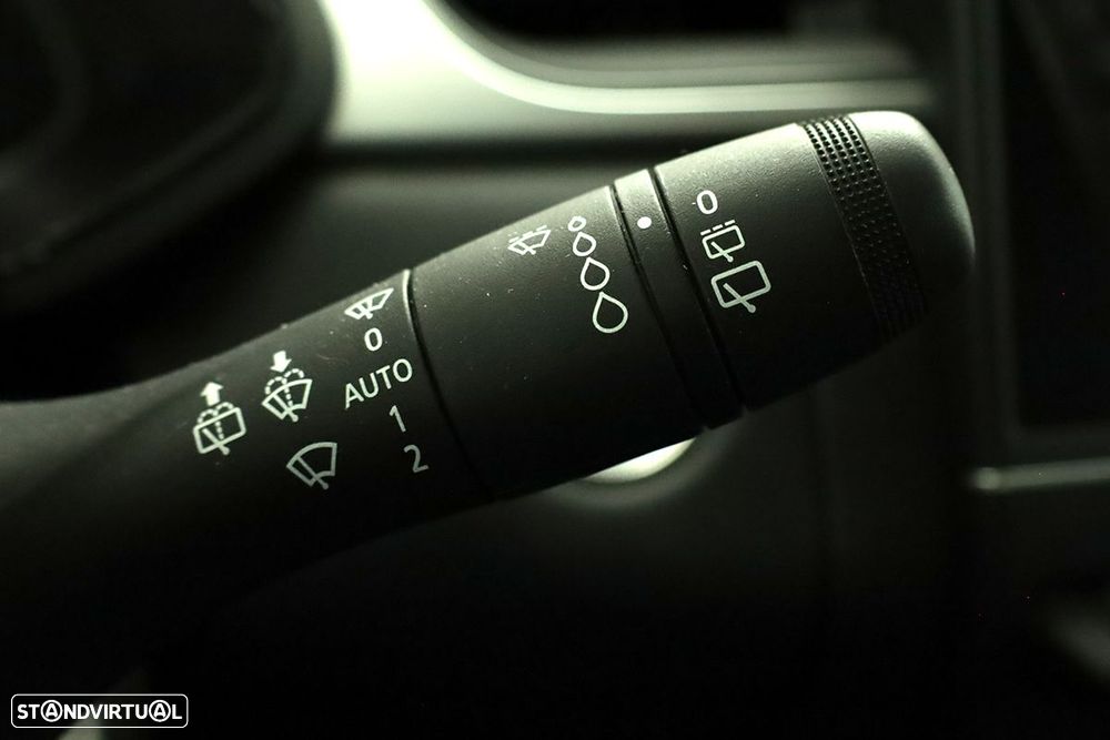 Renault Captur 1.0 TCe Techno Bi-Fuel - 17