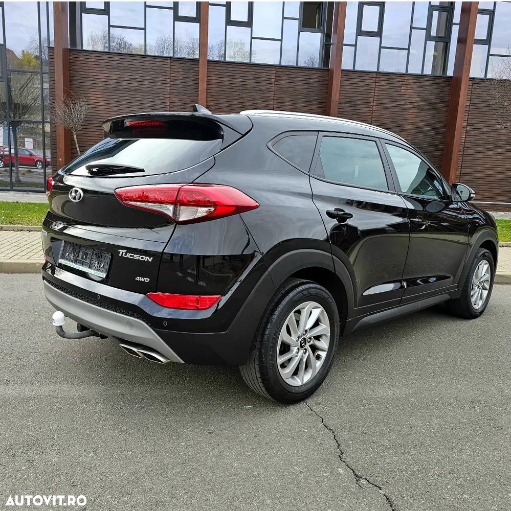 Hyundai Tucson 2.0 CRDI 4WD Advantage - 12