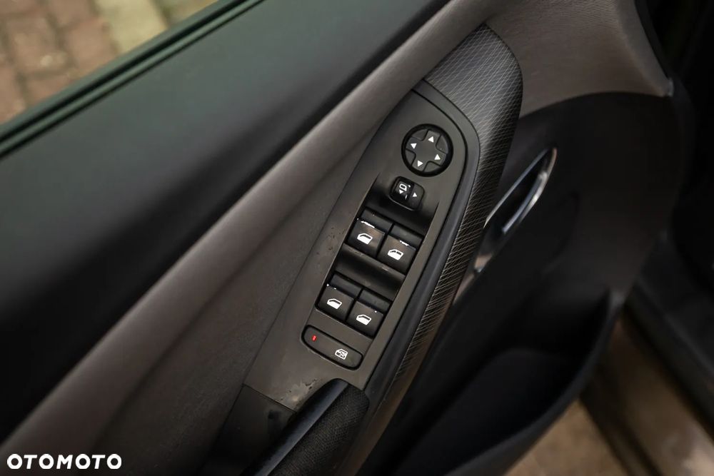 Citroën C4 Grand Picasso 1.6 e-HDi Exclusive - 19
