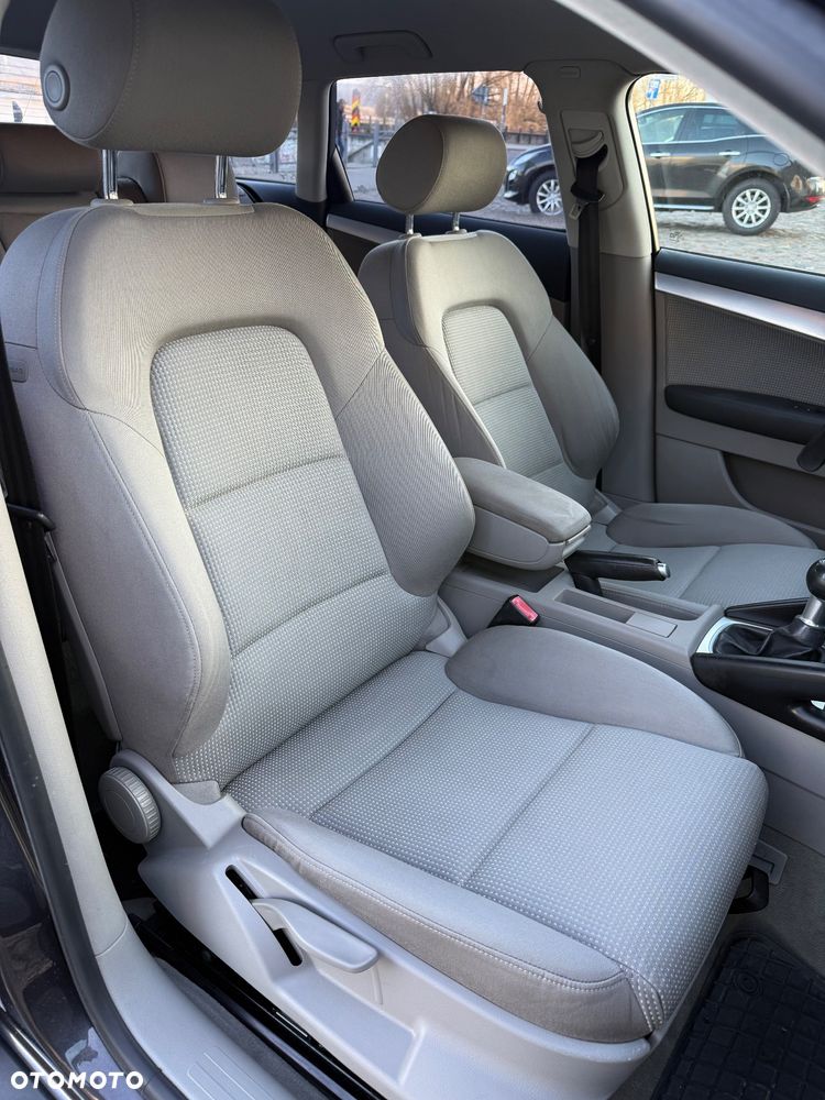 Audi A3 Sportback - 8