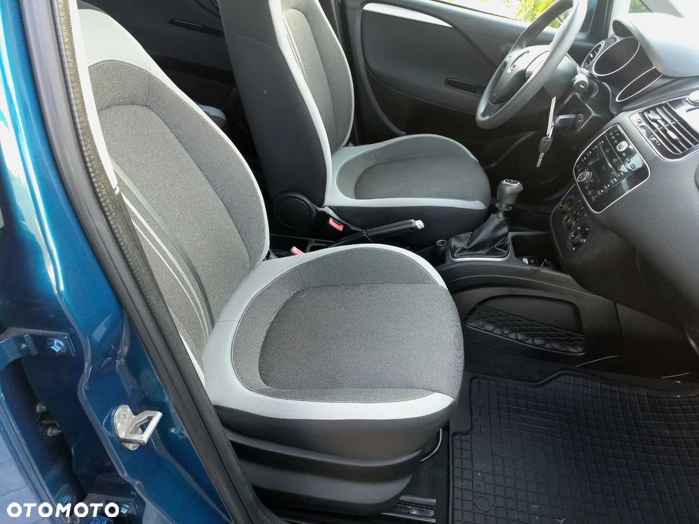 Fiat Punto - 16