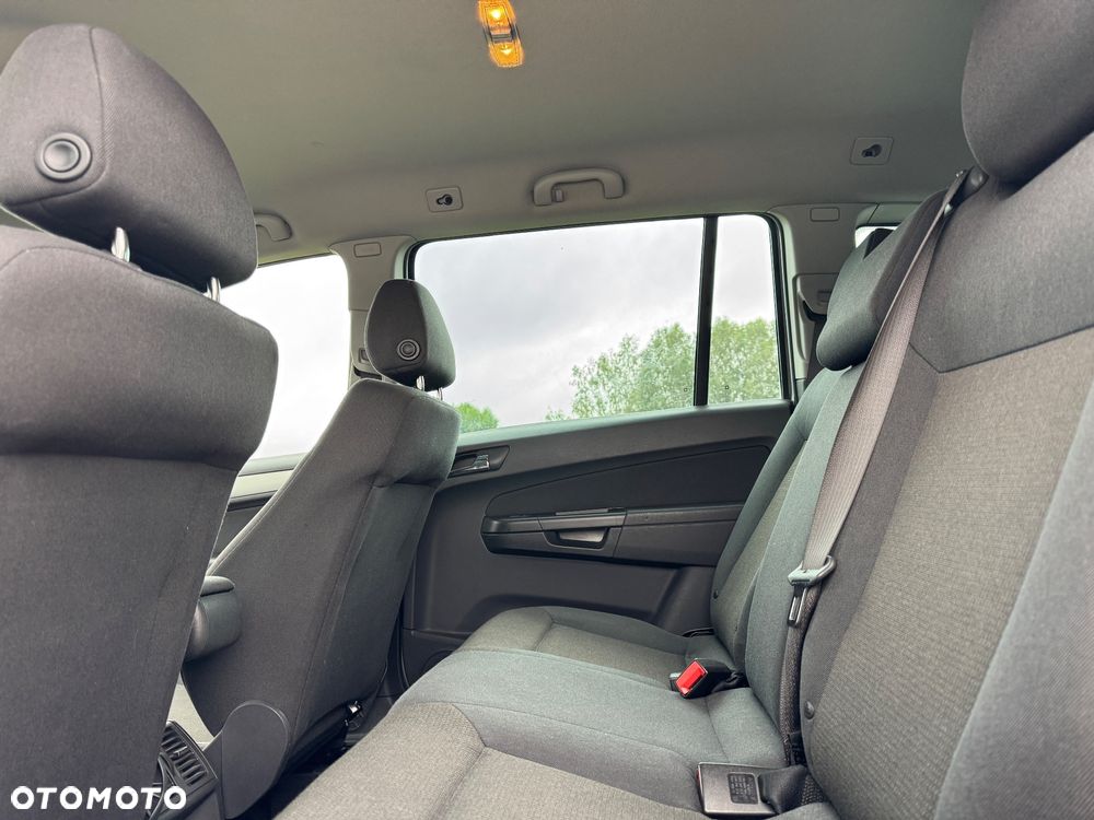 Opel Zafira 1.8 Innovation - 35