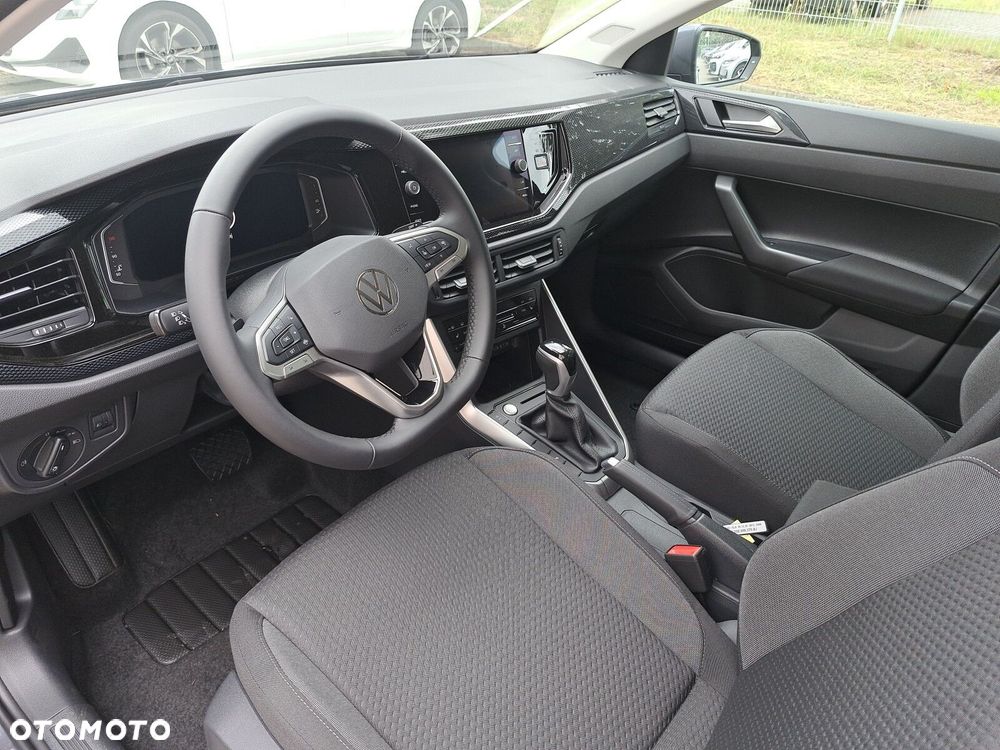 Volkswagen Polo - 10