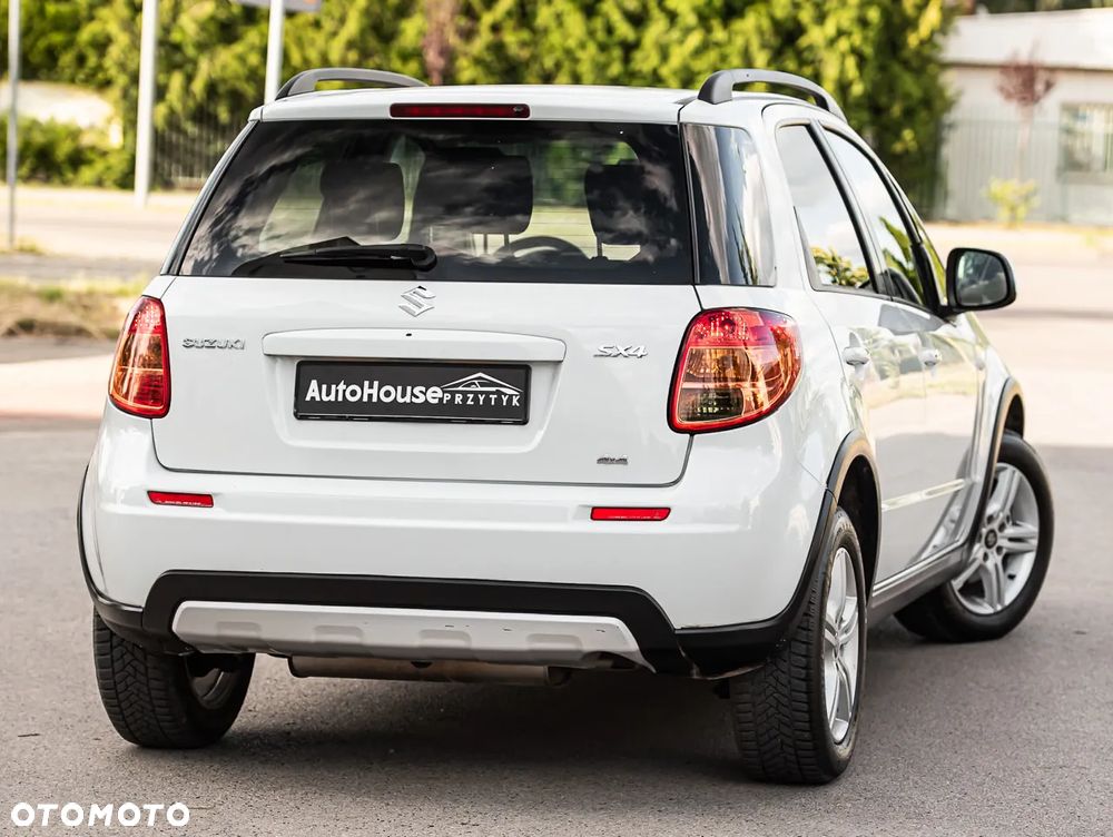 Suzuki SX4 1.6 Premium - 10